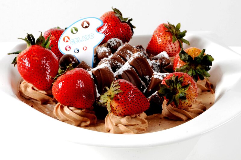 Chocolate Dessert with Strawberries — Brown