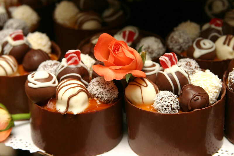 chocolate desserts with rose