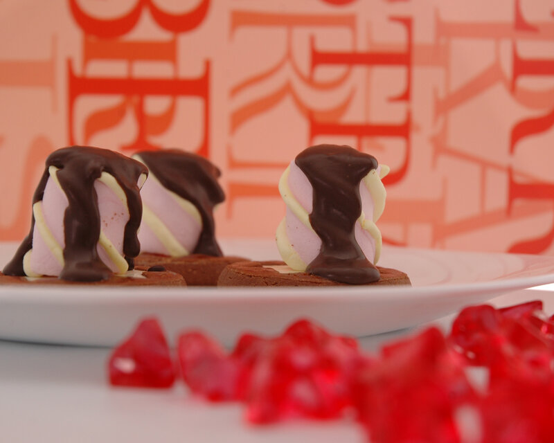 chocolate-dipped marshmallows