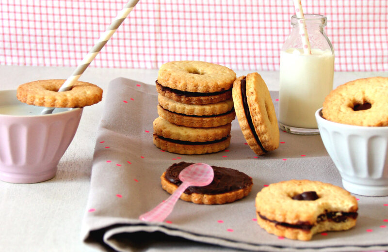 Chocolate-filled Cookies — Brown, Cozy