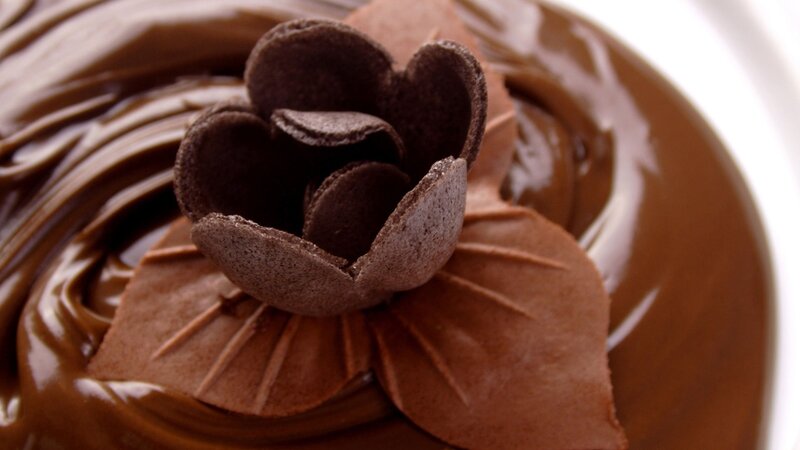 chocolate flower dessert