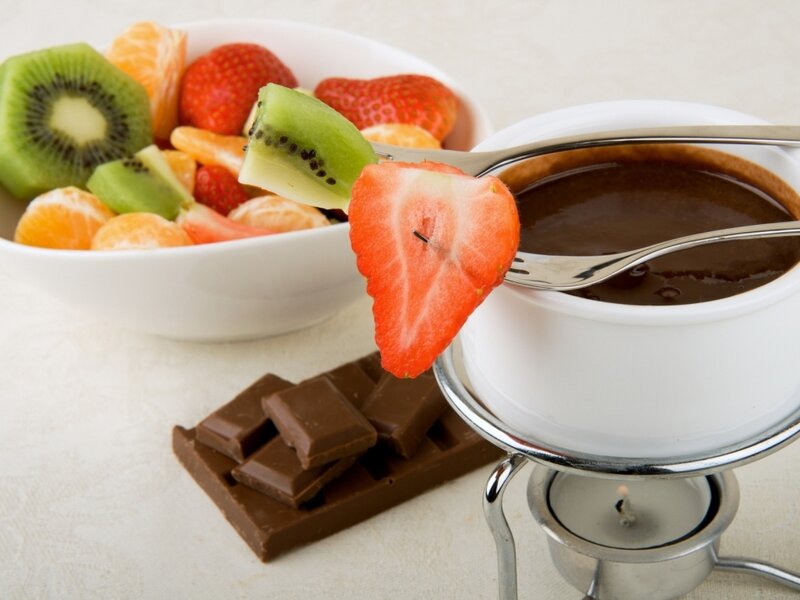 Chocolate Fondue with Fruit — Brown