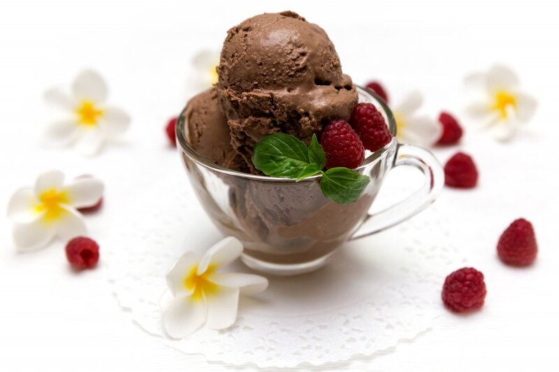 Chocolate Ice Cream Scoop — Brown, Delicate
