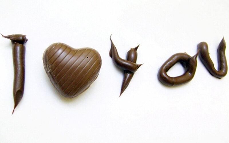 chocolate message reading I love you