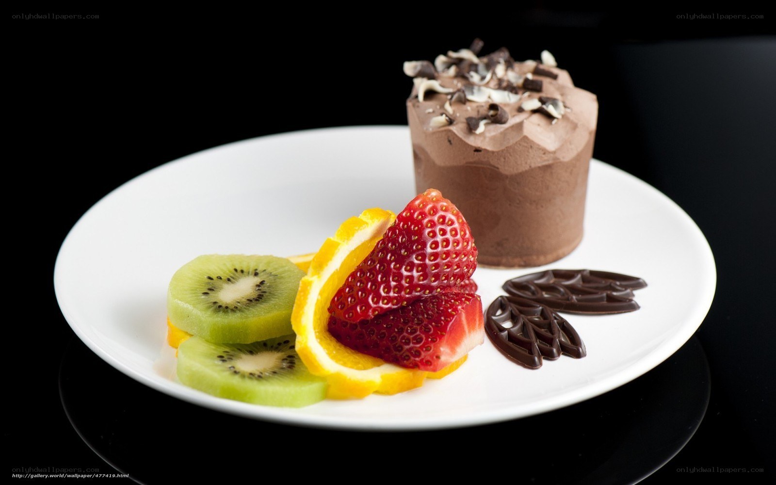 chocolate mousse with fresh fruit
