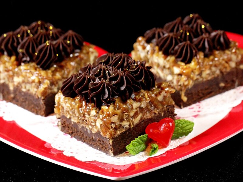 Chocolate Pecan Bars — Brown