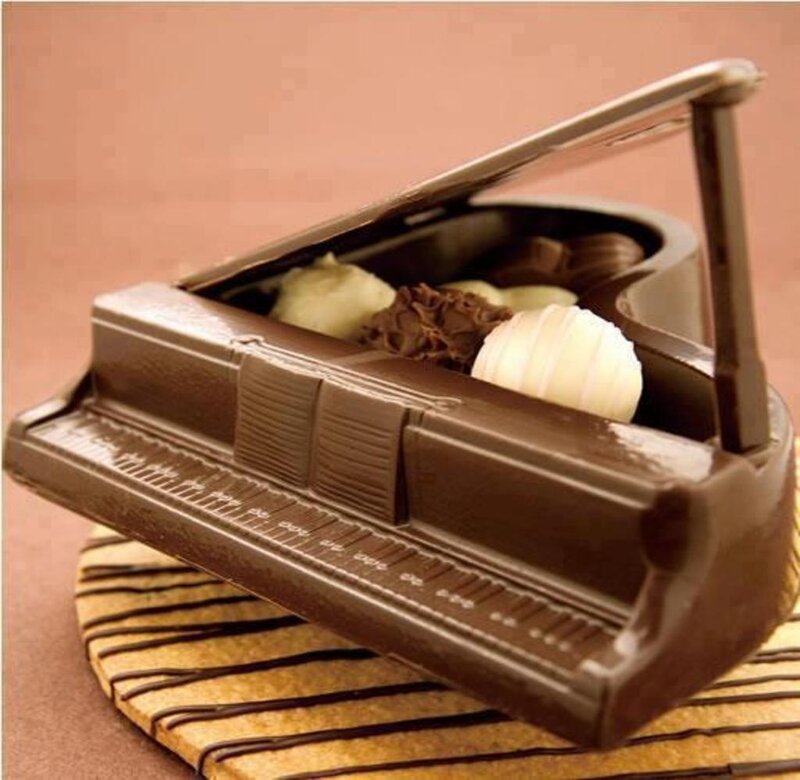 Chocolate Piano with Truffles