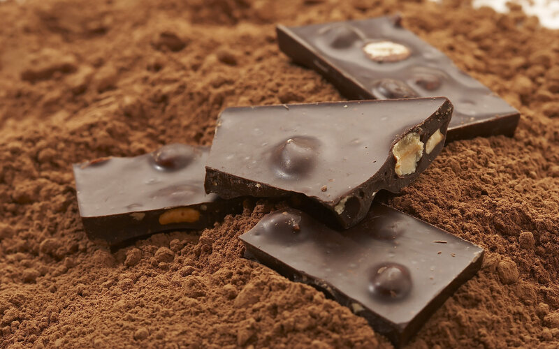 Chocolate Pieces on Powder