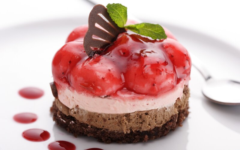 Chocolate Strawberry Dessert