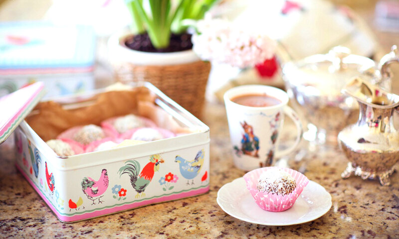 Chocolate Truffle in Cup — White, Cozy