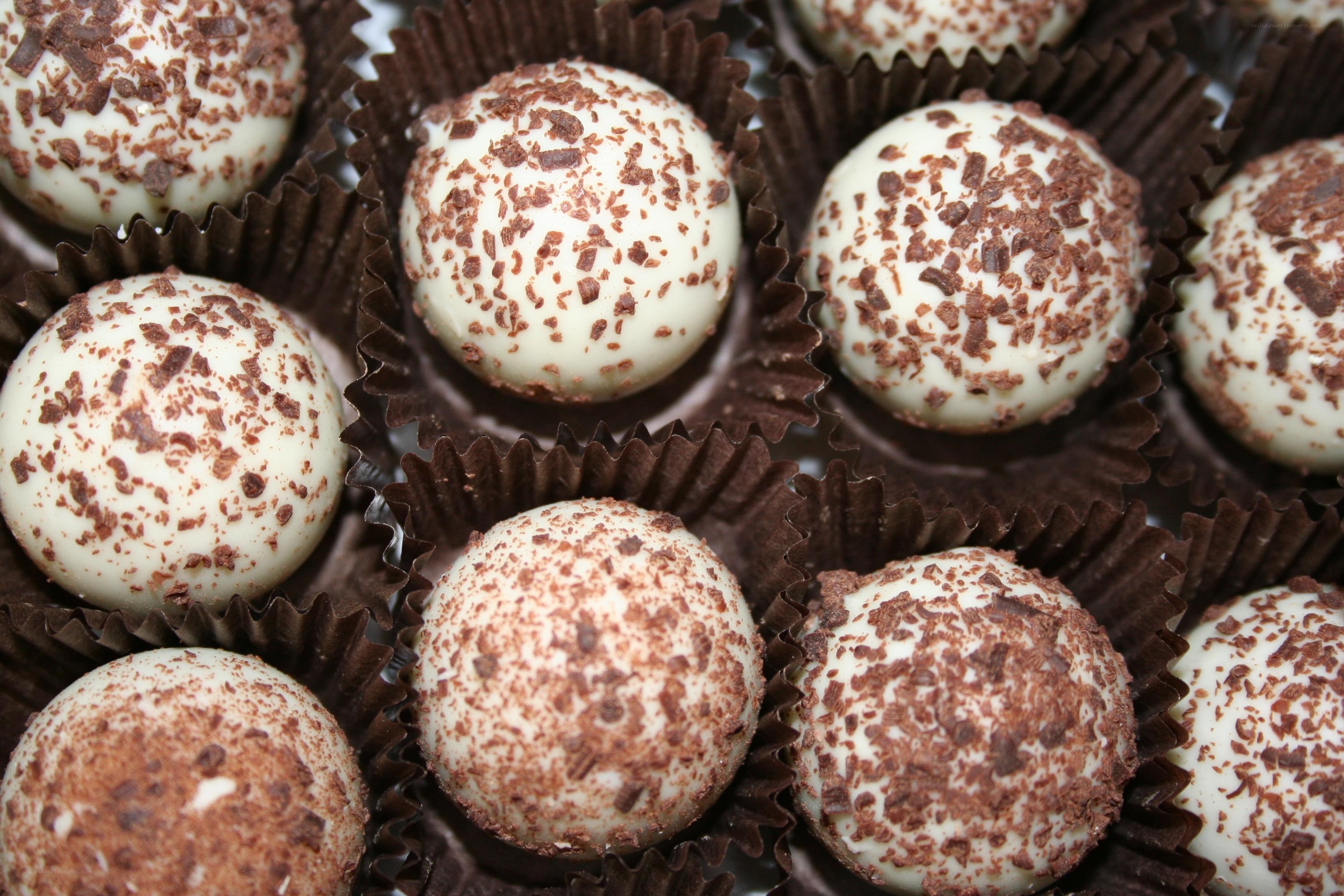 chocolate truffles in cups