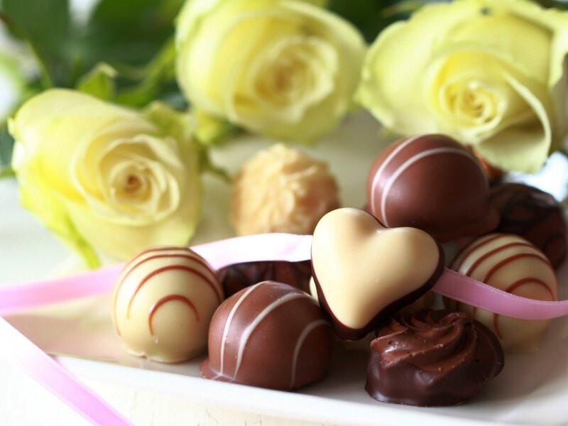 Chocolate Truffles with Roses
