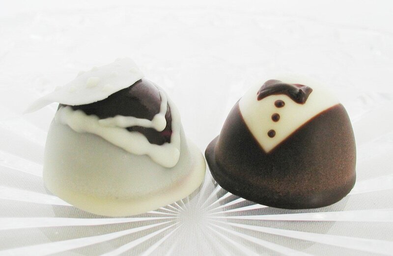 chocolate wedding couple