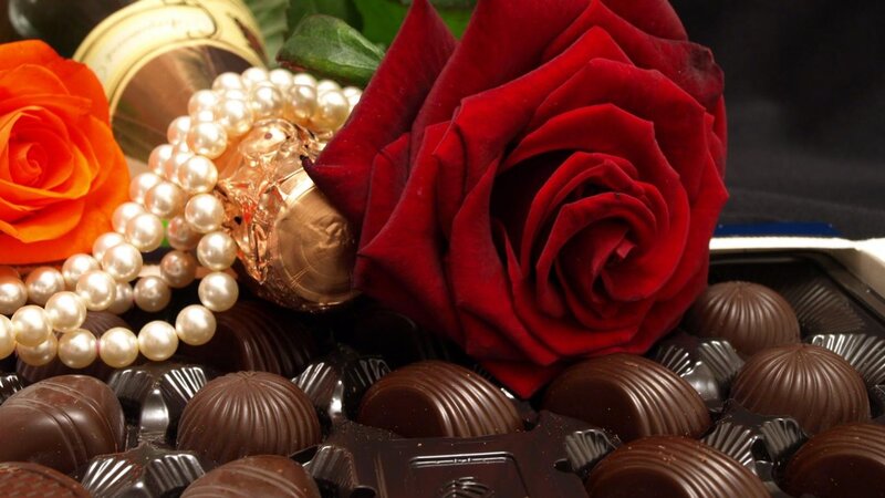 Chocolates with Roses — Red