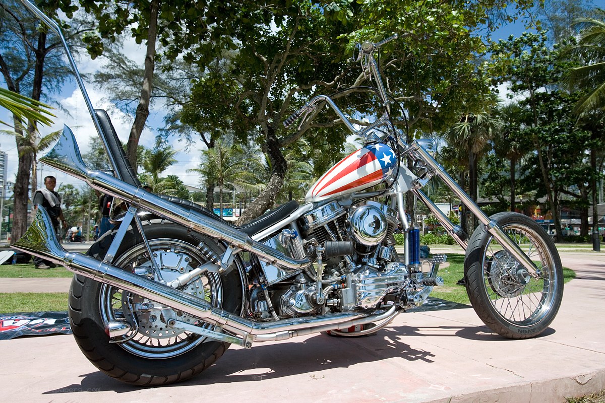 Chopper motorcycle with American flag