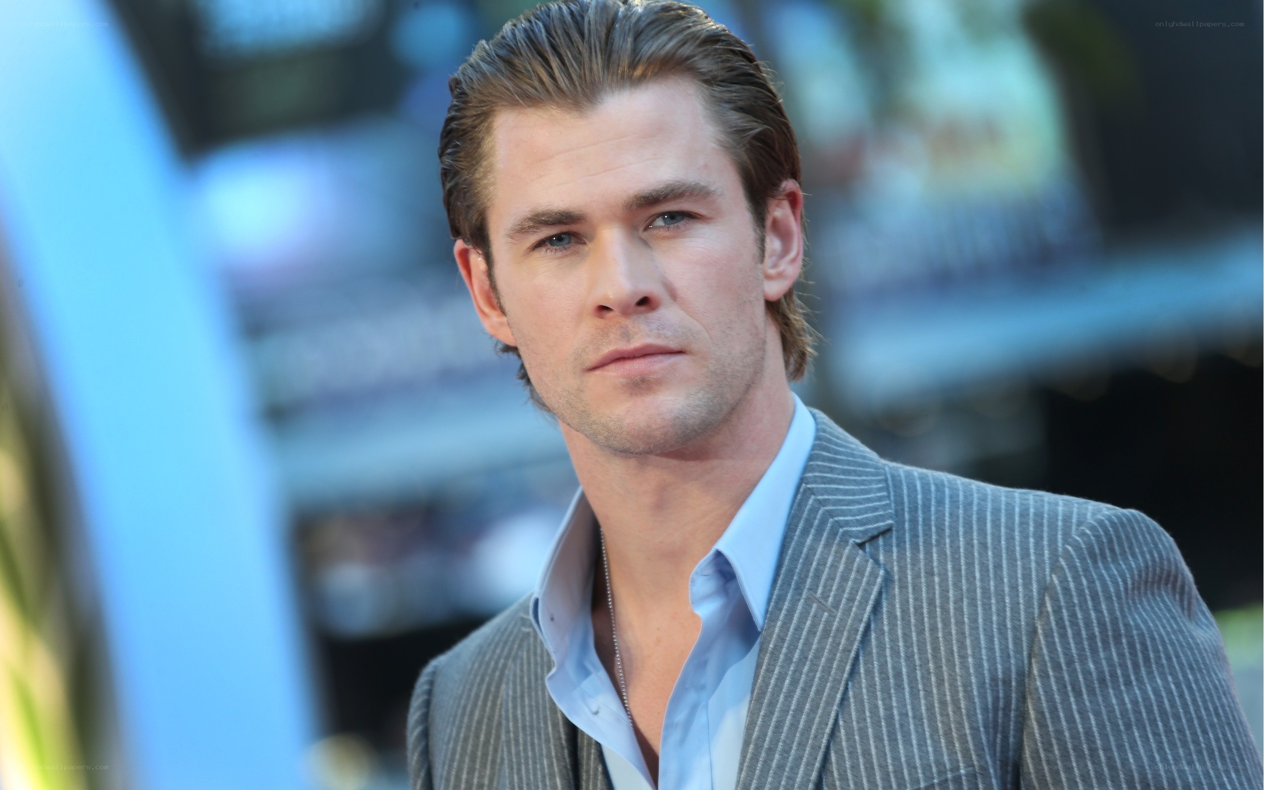 Chris Hemsworth at event