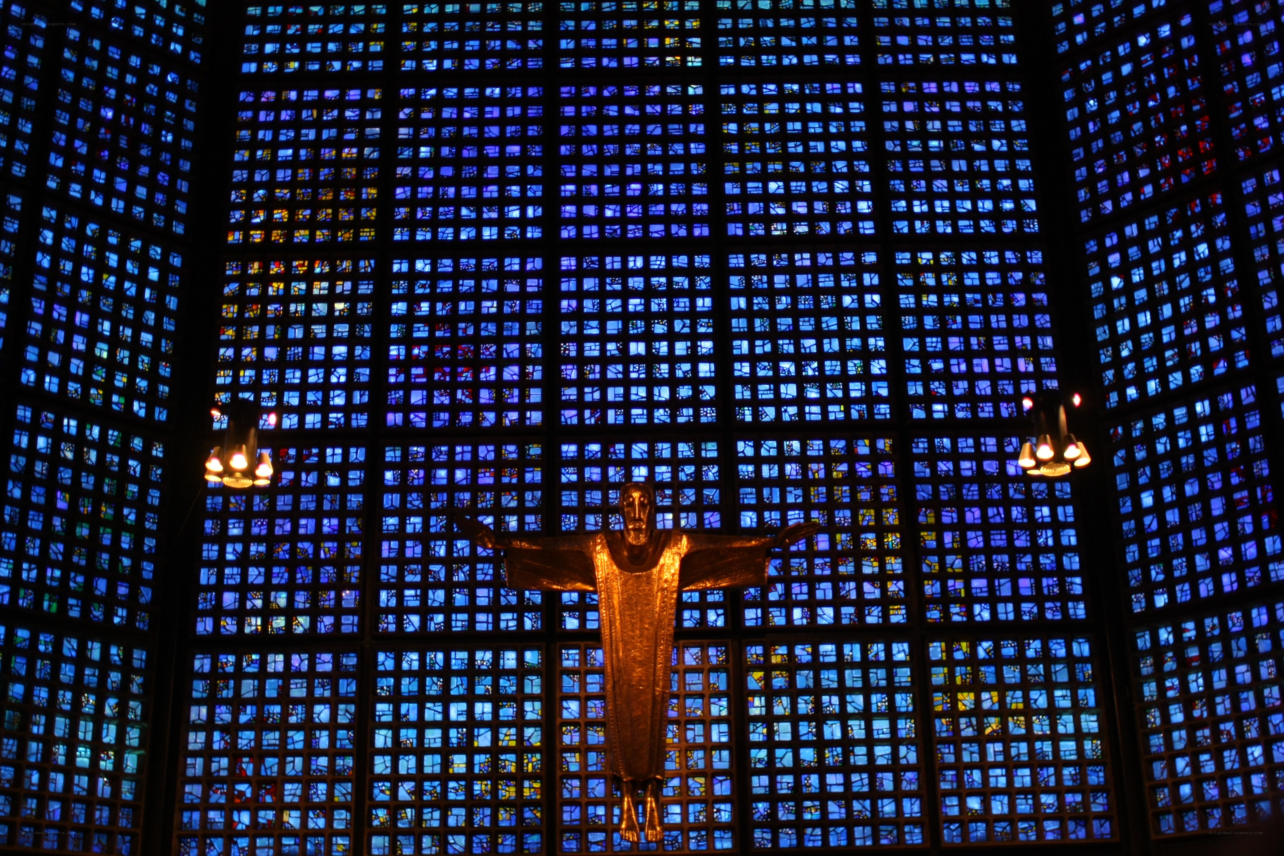 Christ the King statue