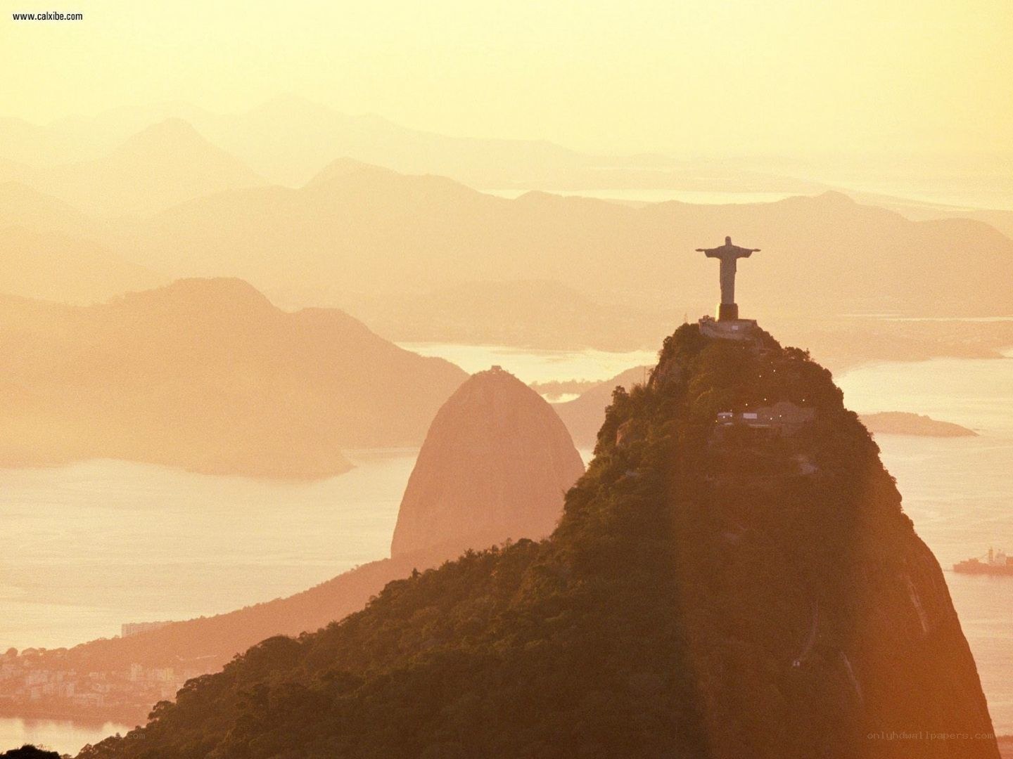 Christ the Redeemer at sunset