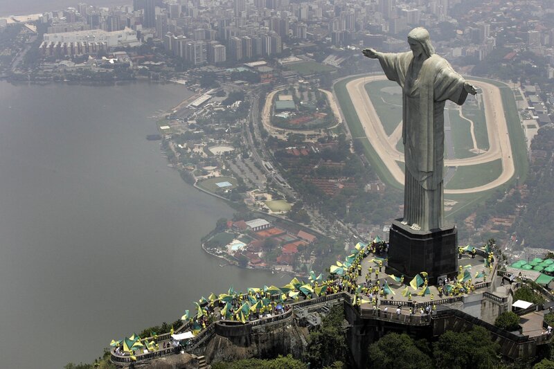 Christ the Redeemer statue