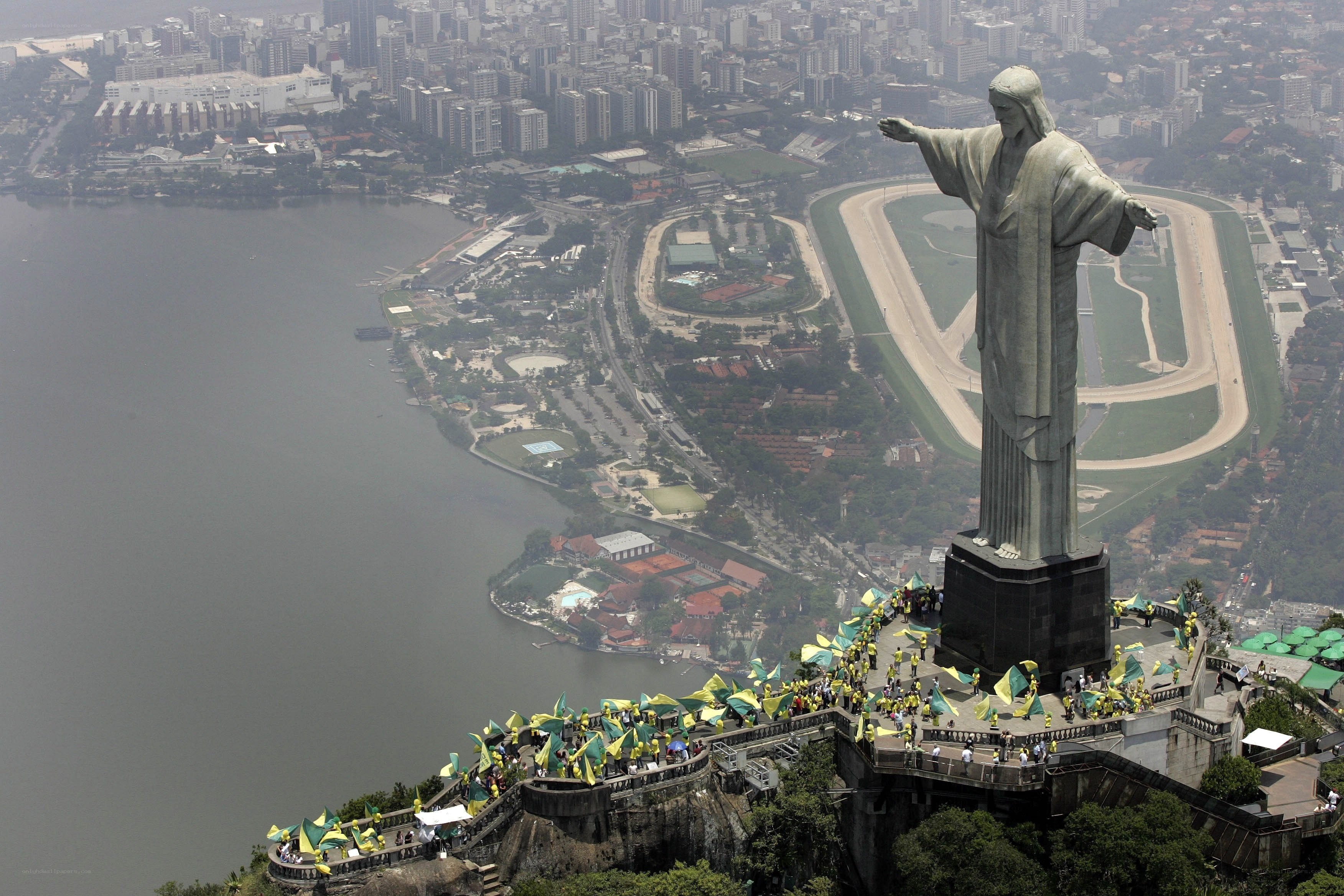 Christ the Redeemer statue