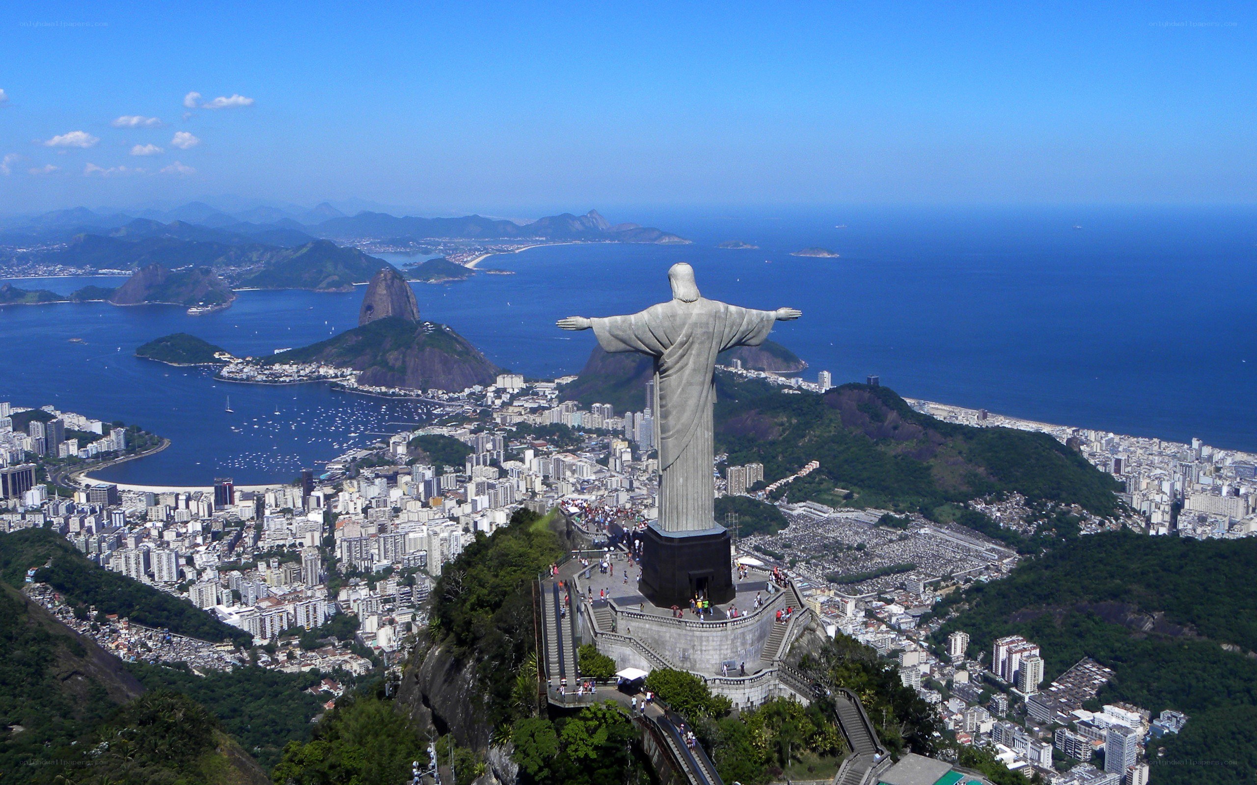 Christ the Redeemer statue