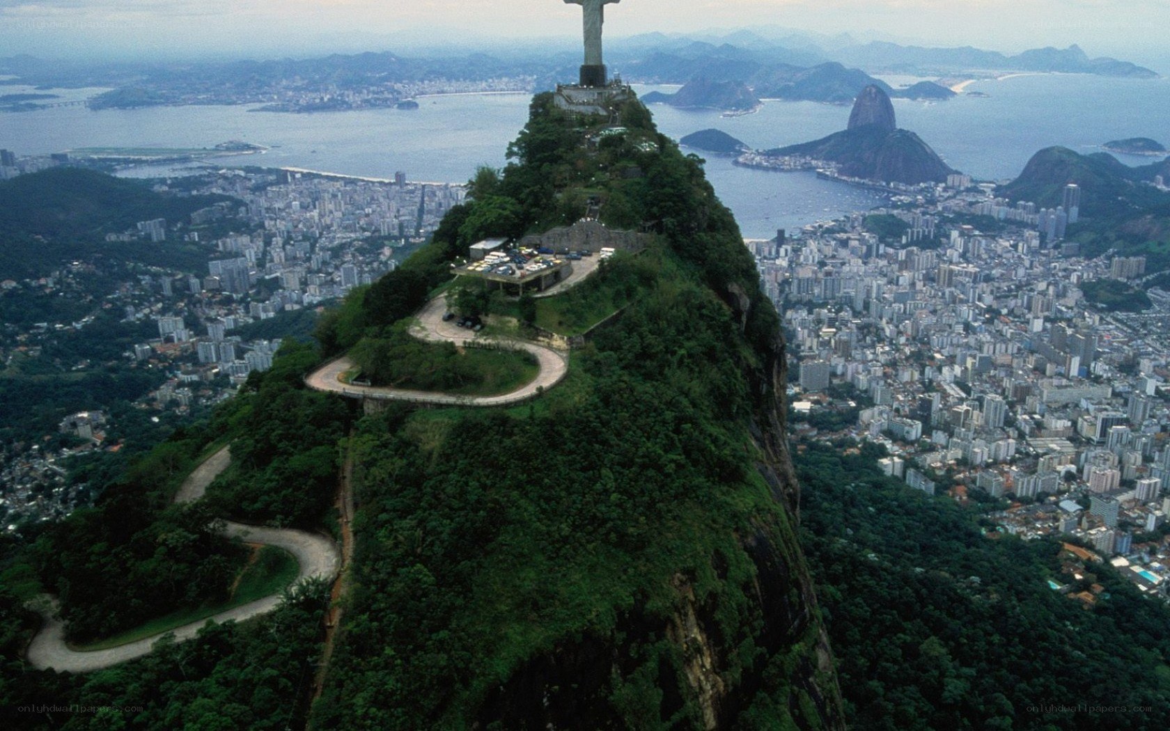 Christ the Redeemer statue