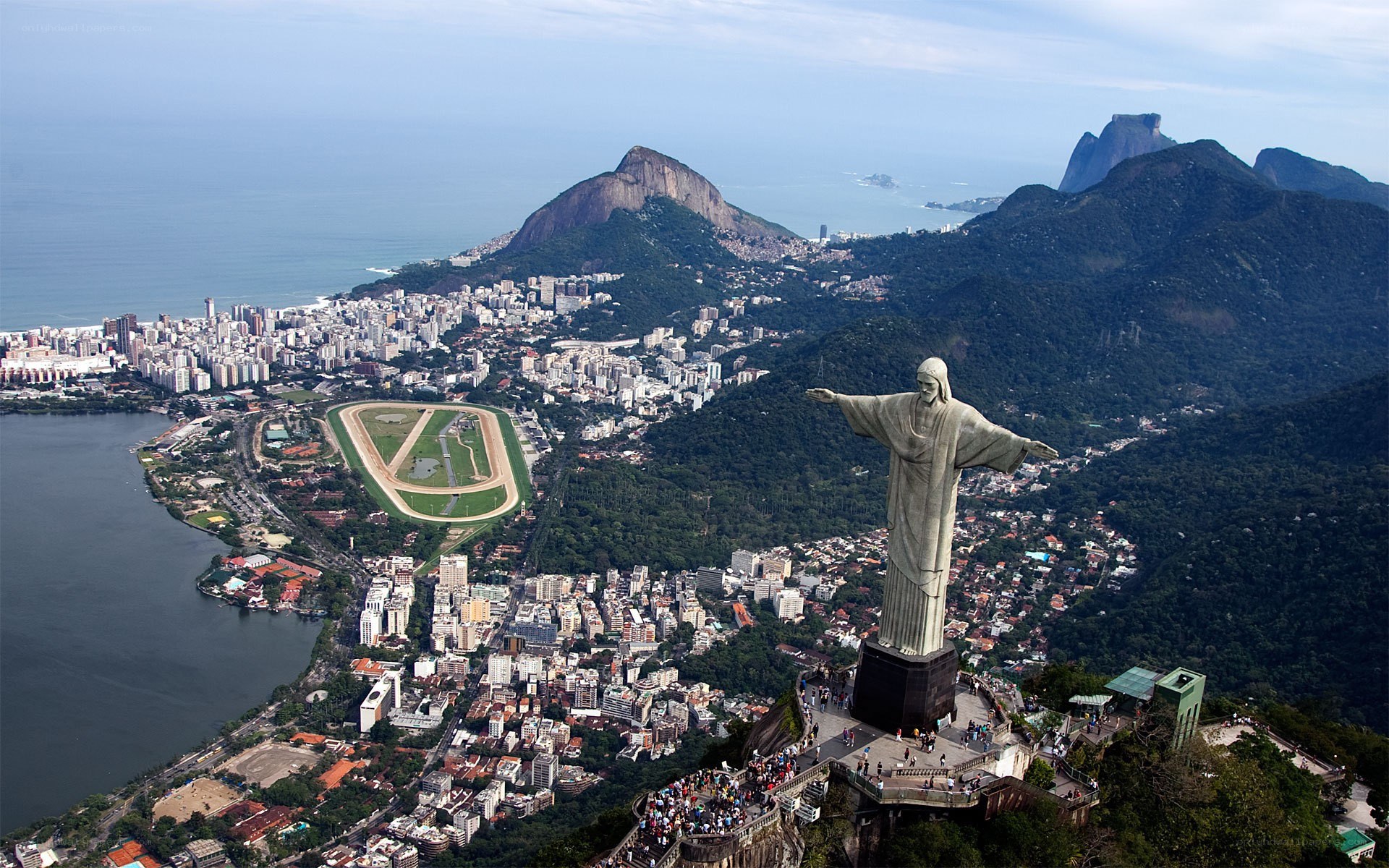 Christ the Redeemer statue