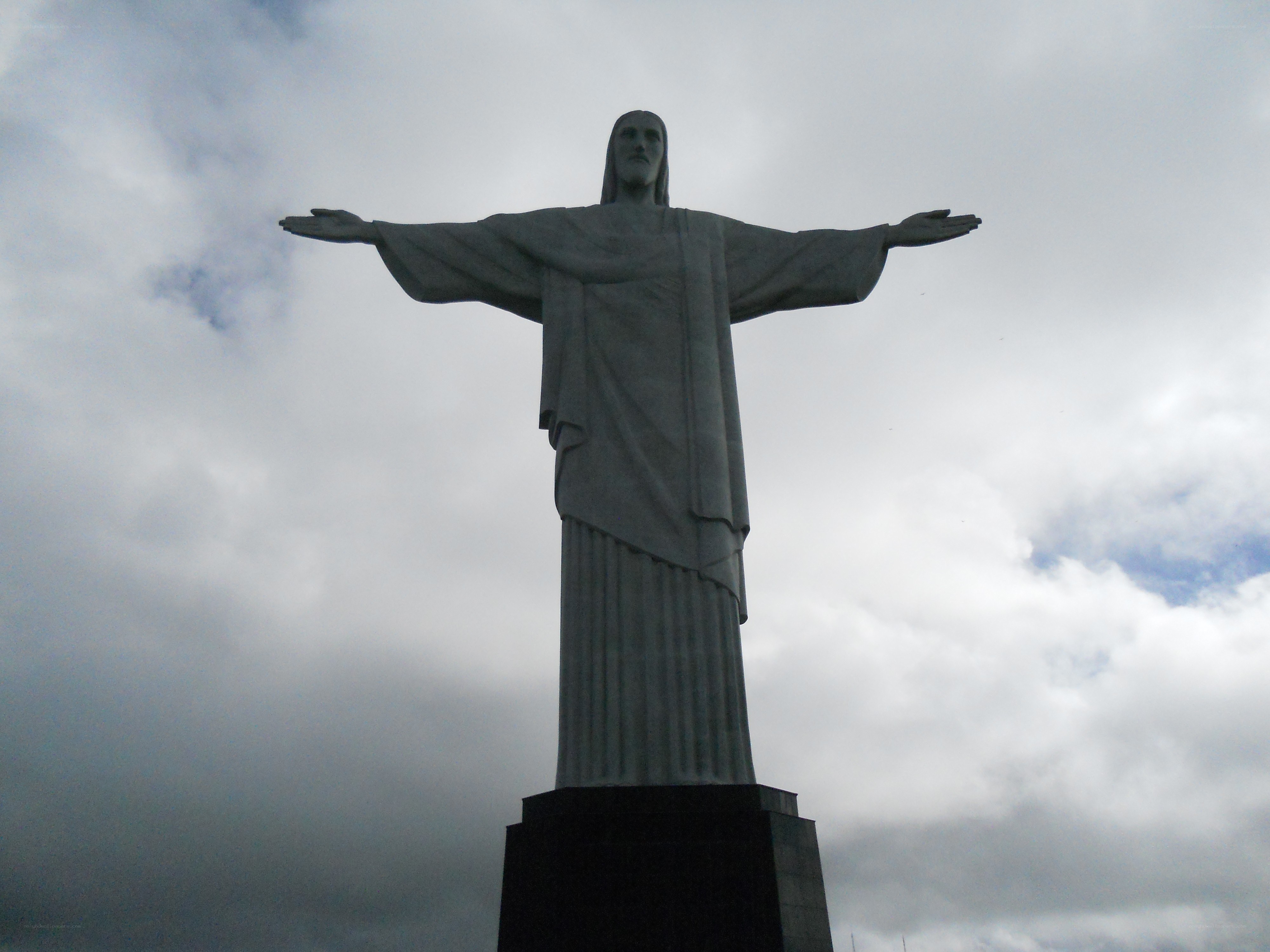 Christ the Redeemer statue