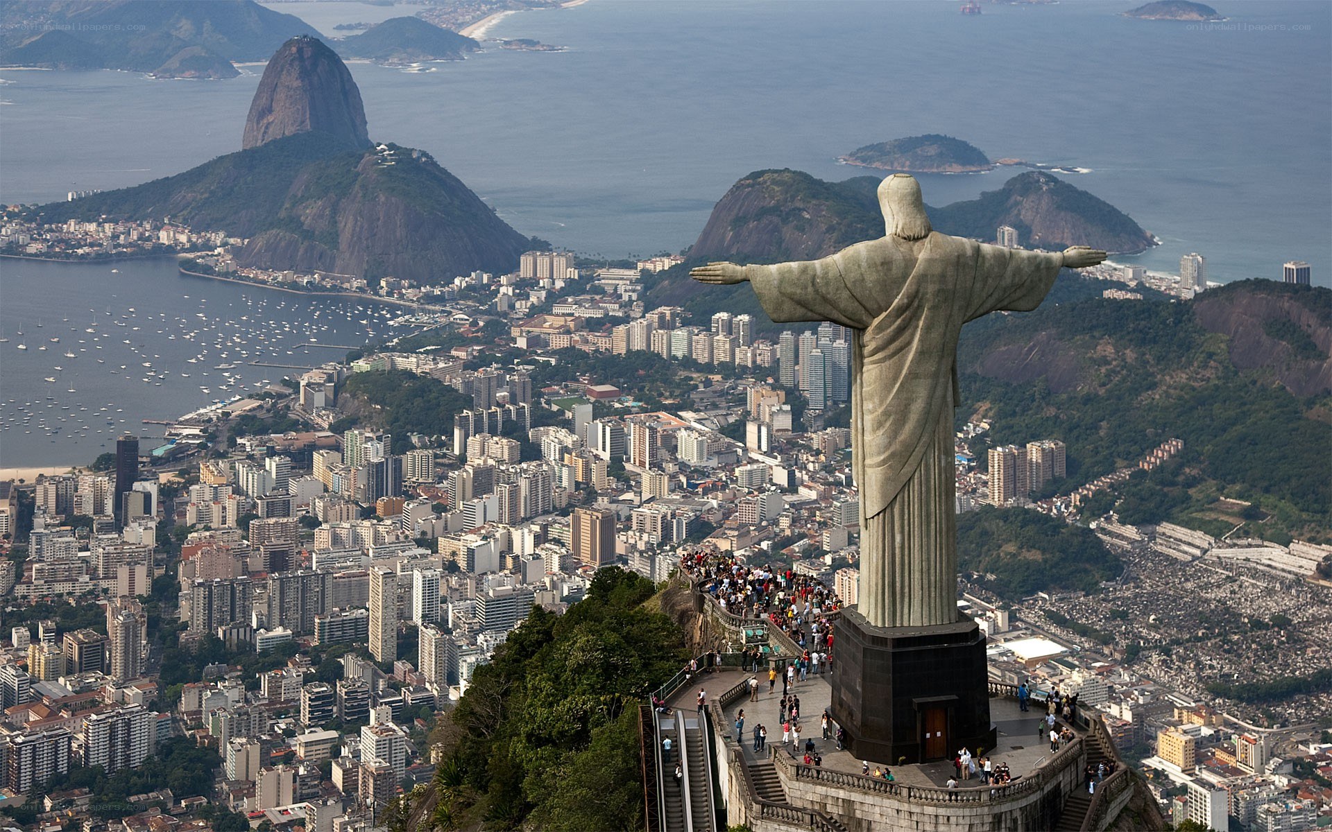 Christ the Redeemer statue