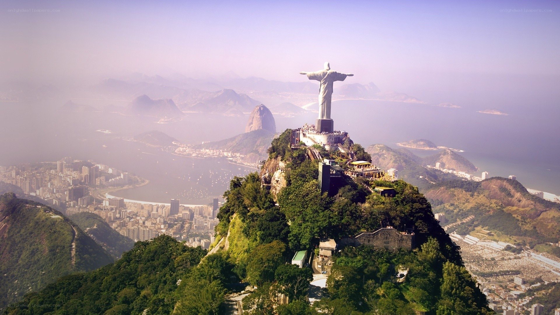 Christ the Redeemer statue