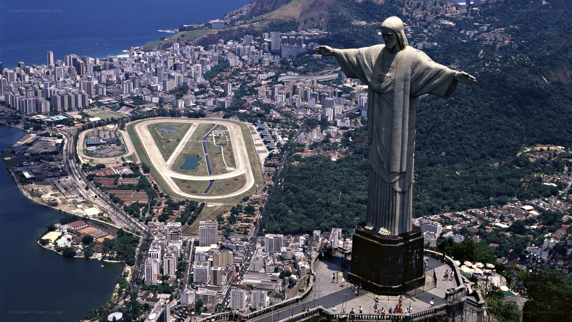 Christ the Redeemer statue
