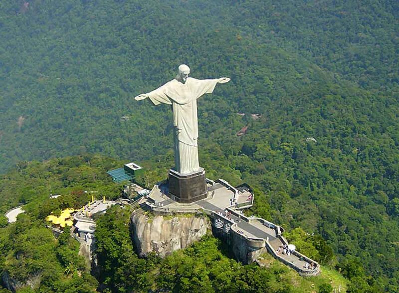 Christ the Redeemer statue