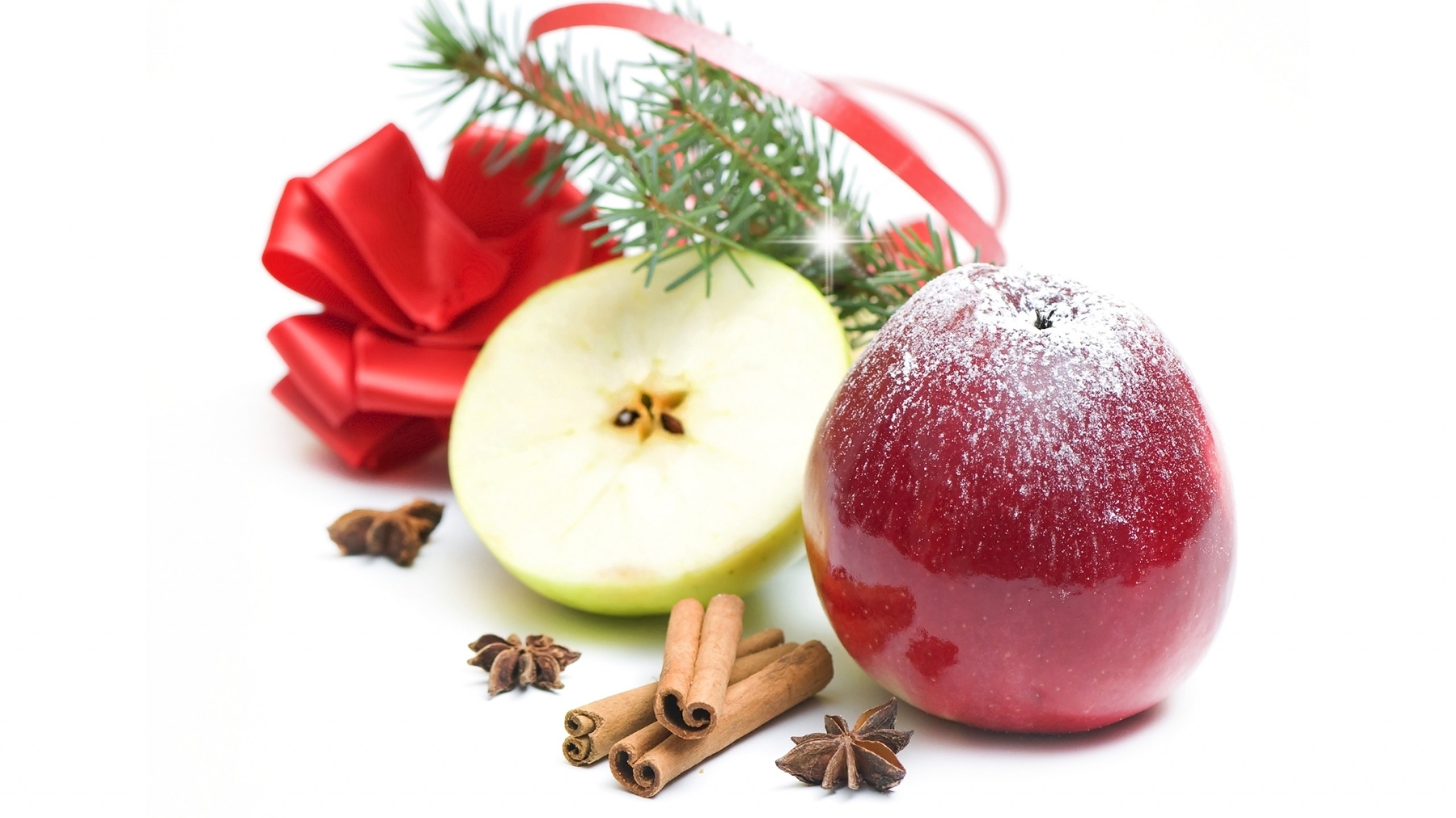 Christmas apples with spices