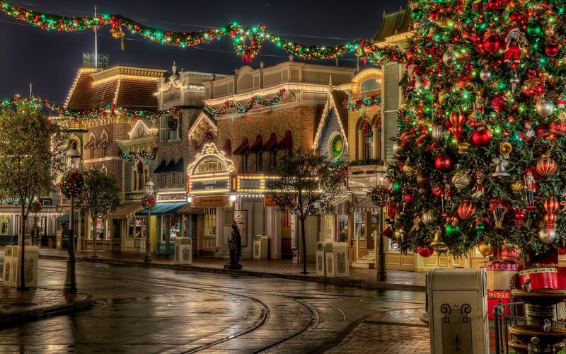 Christmas at a theme park