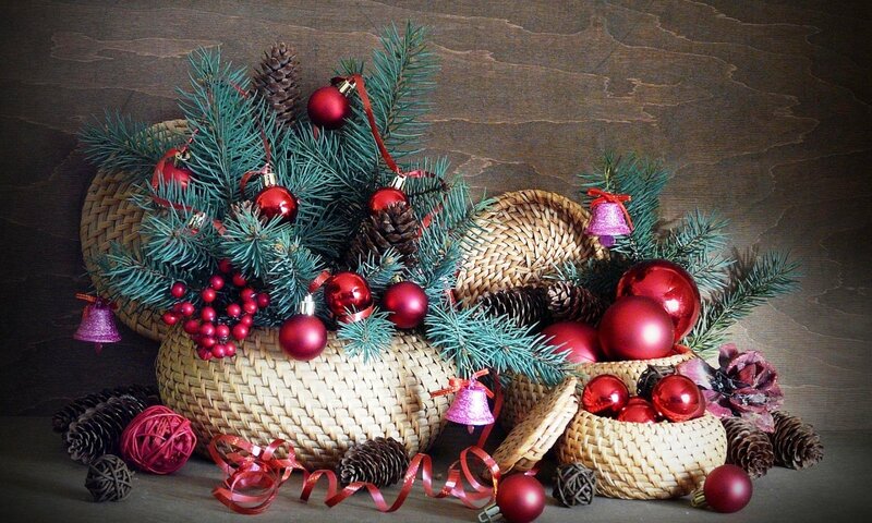 Christmas Basket Arrangement