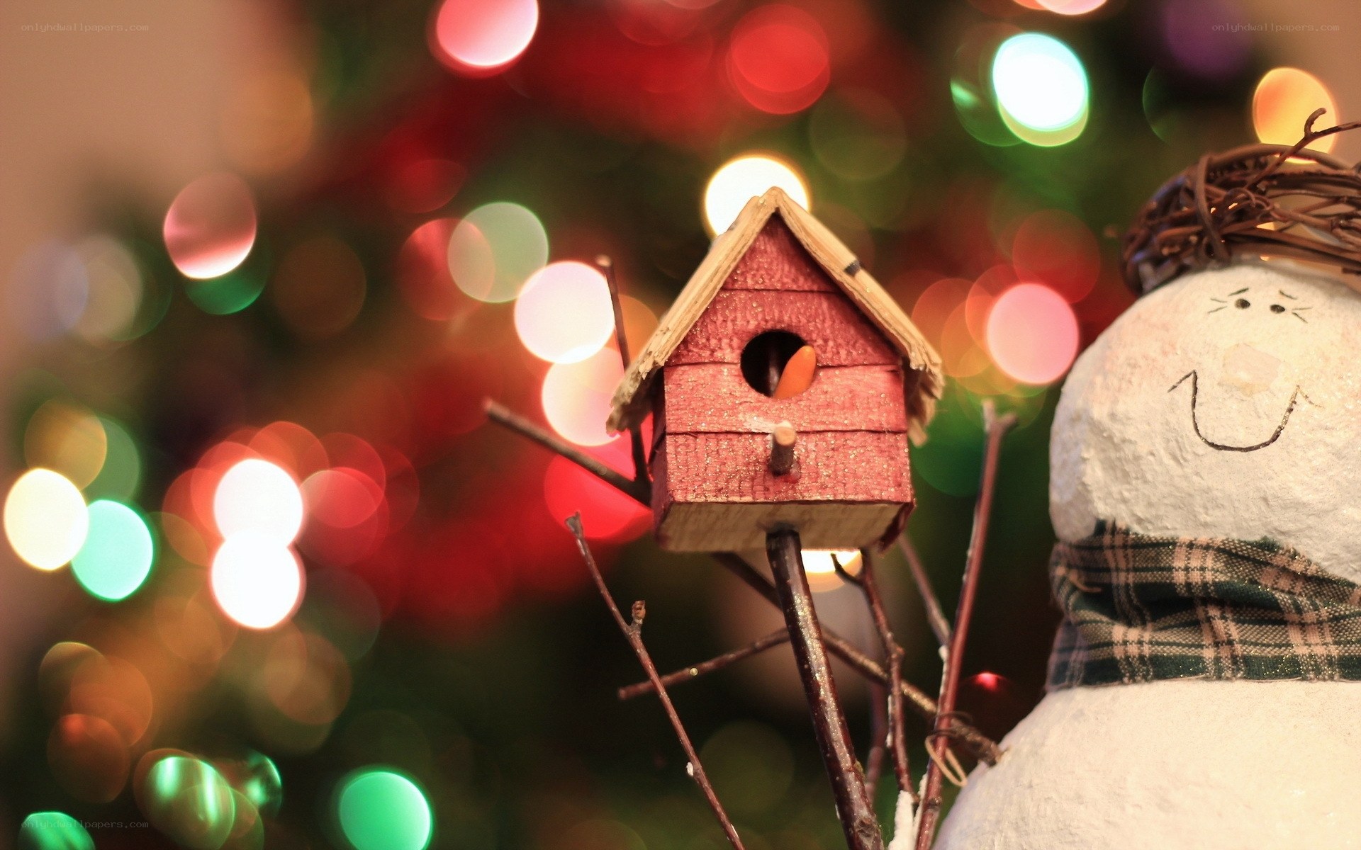 Christmas birdhouse and snowman