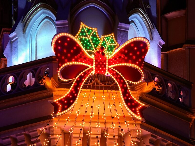 Christmas bow decoration