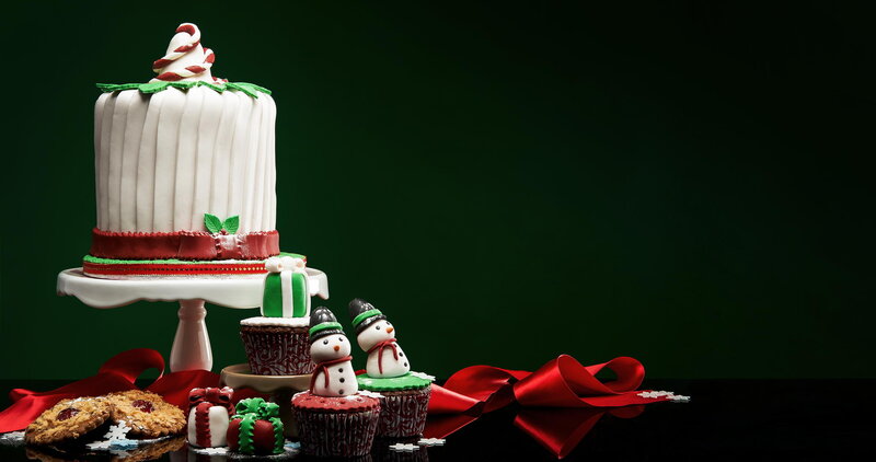 Christmas Cake and Cupcakes