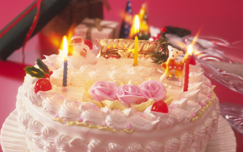 Christmas Cake with Candles — Pink