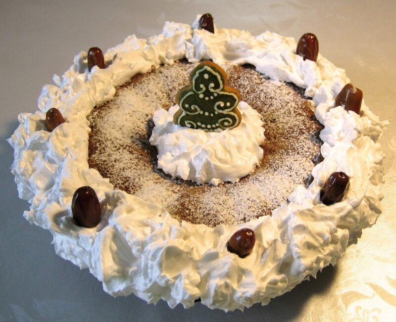 Christmas Cake with Gingerbread