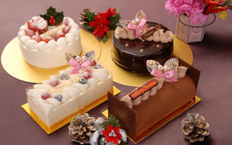 Christmas Cakes — Brown, Festive, Winter