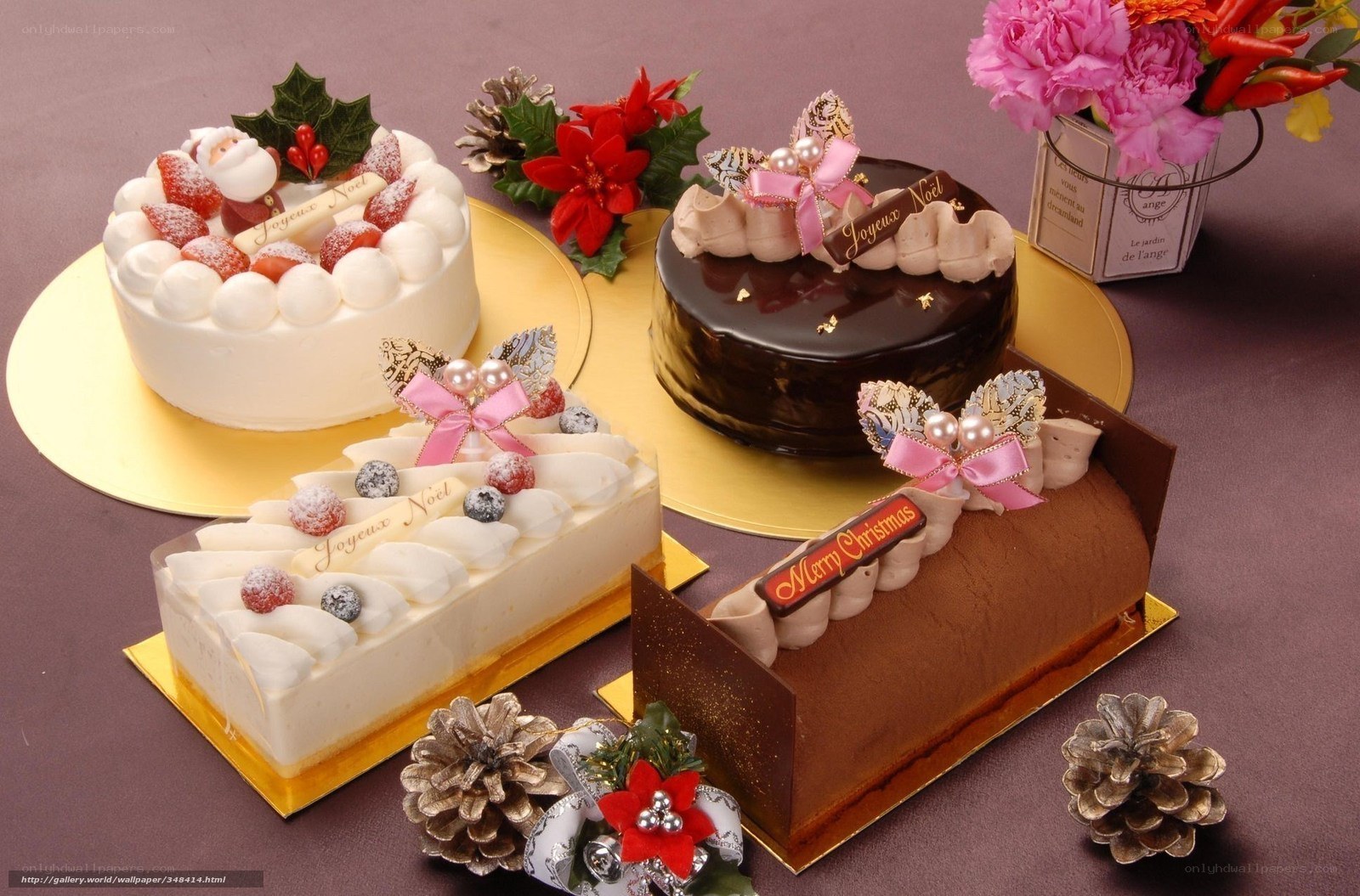 Christmas cakes display