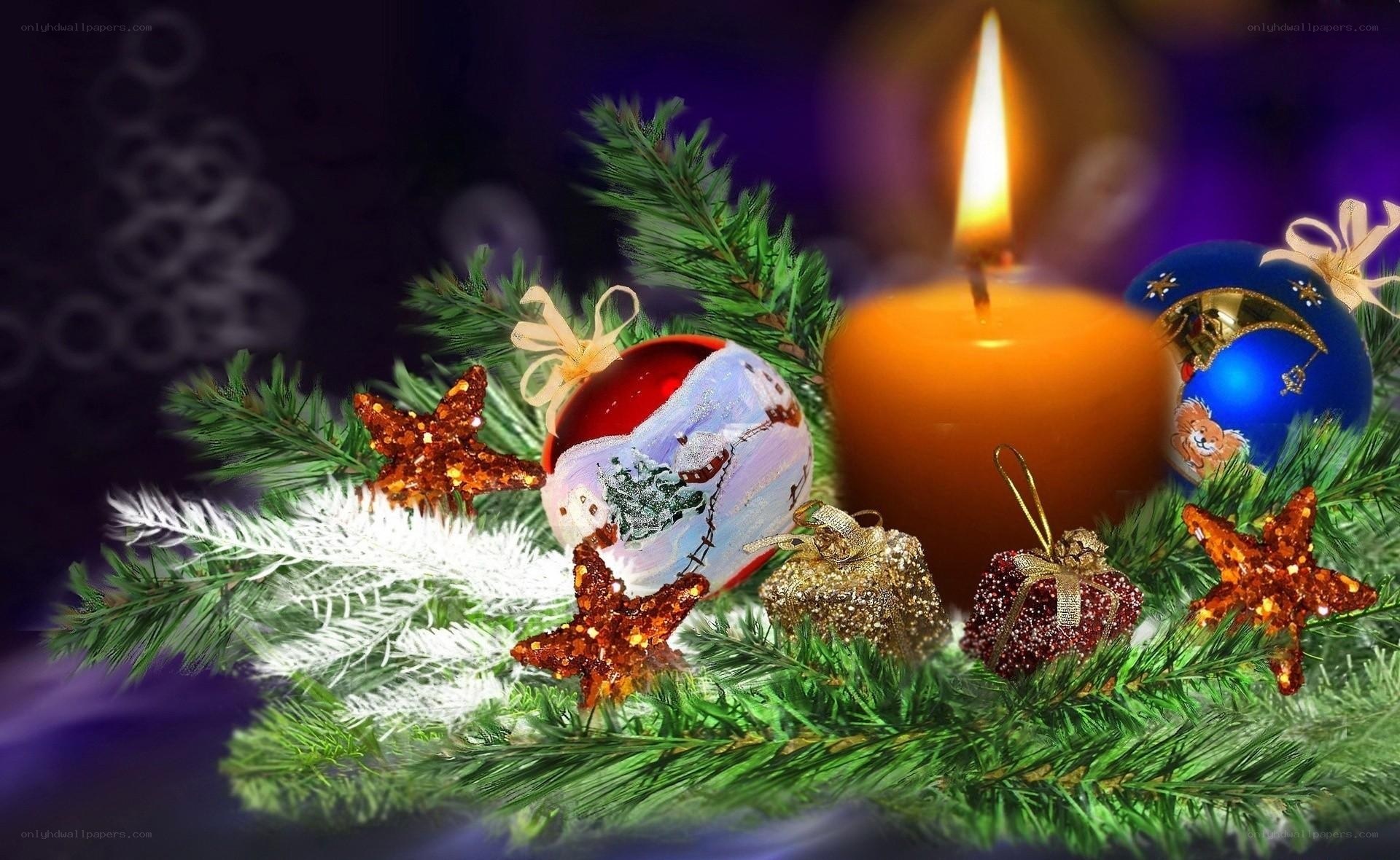 Christmas candle arrangement