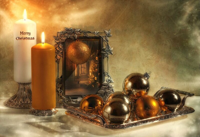 Christmas Candle Arrangement — Gold, Festive, Winter