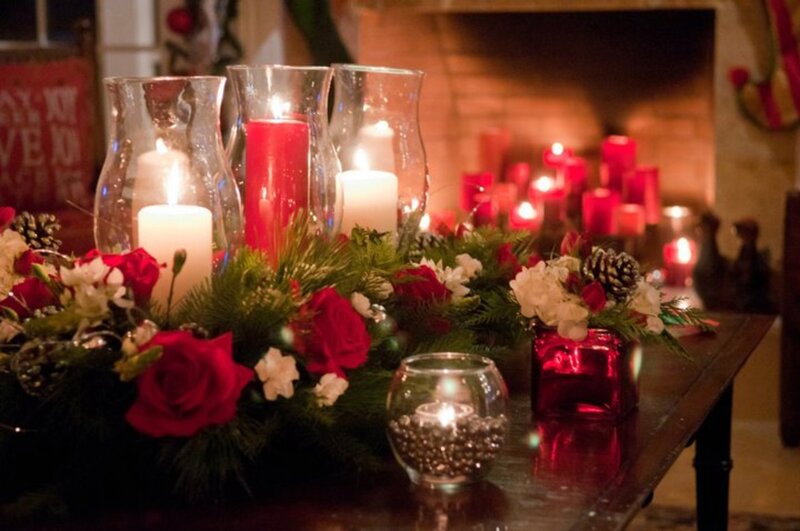 Christmas Candle Arrangement — Red, Cozy