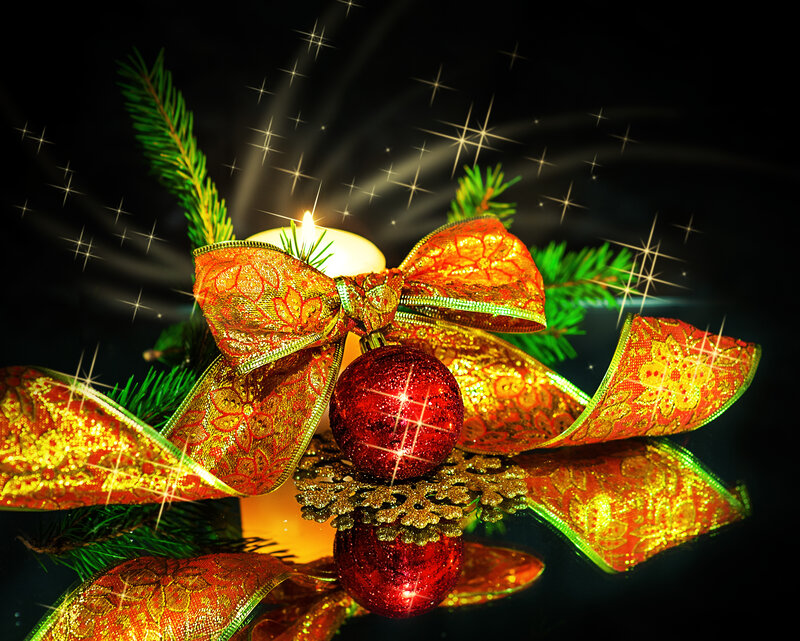 Christmas Candle Decoration — Red