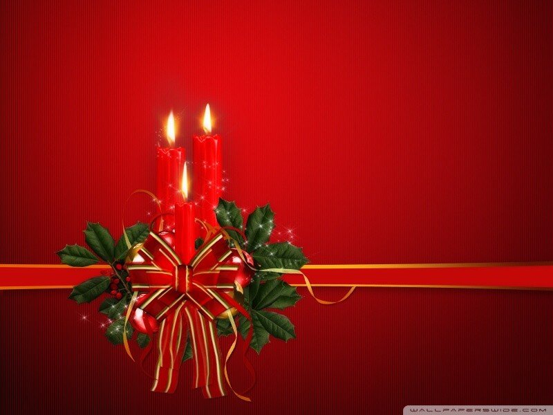Christmas candles and bow