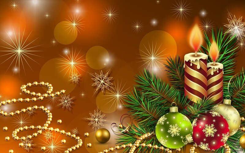 Christmas Candles and Ornaments — Gold