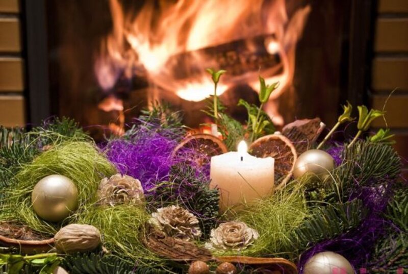 Christmas Centerpiece — Green, Cozy