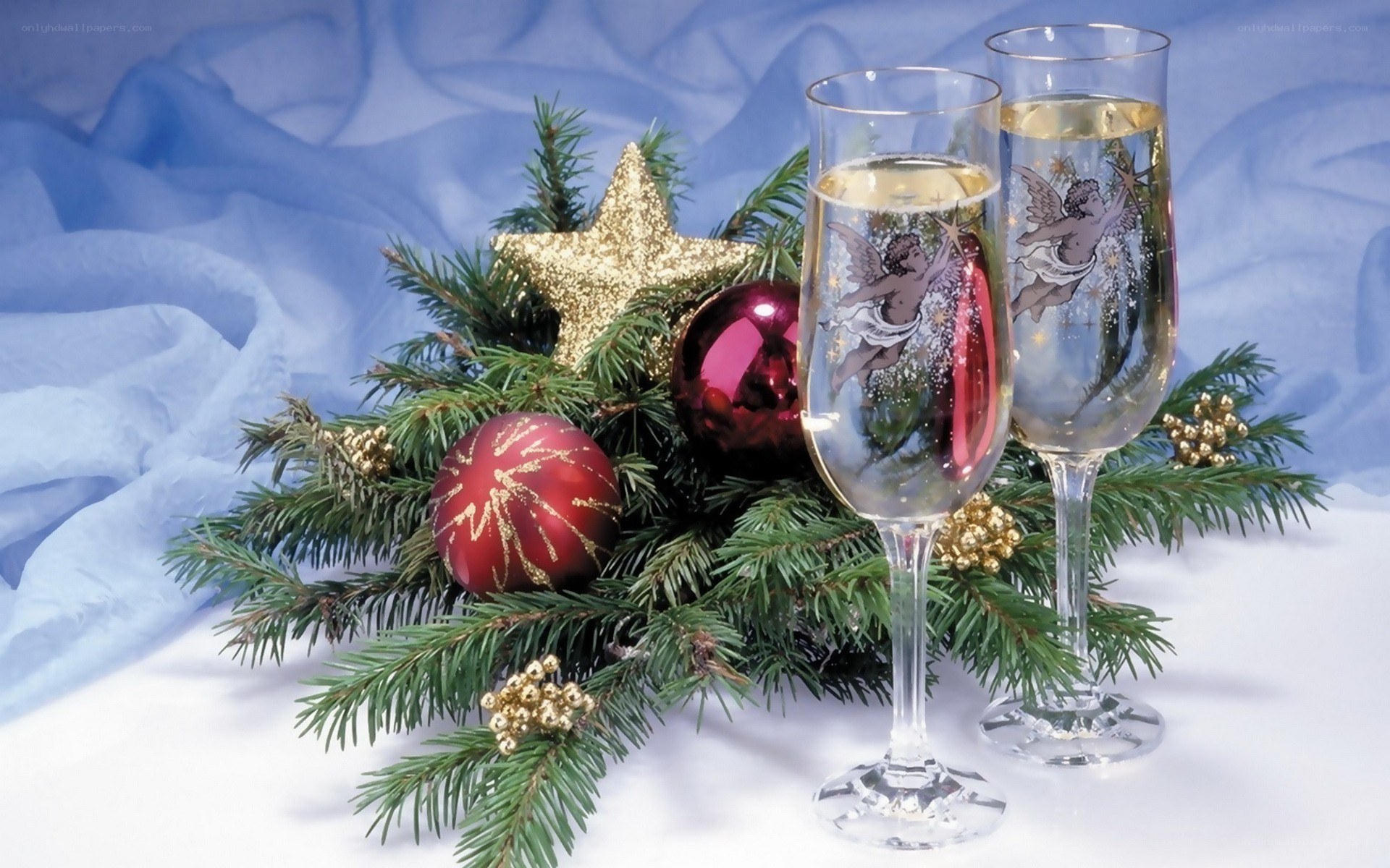 Christmas champagne glasses